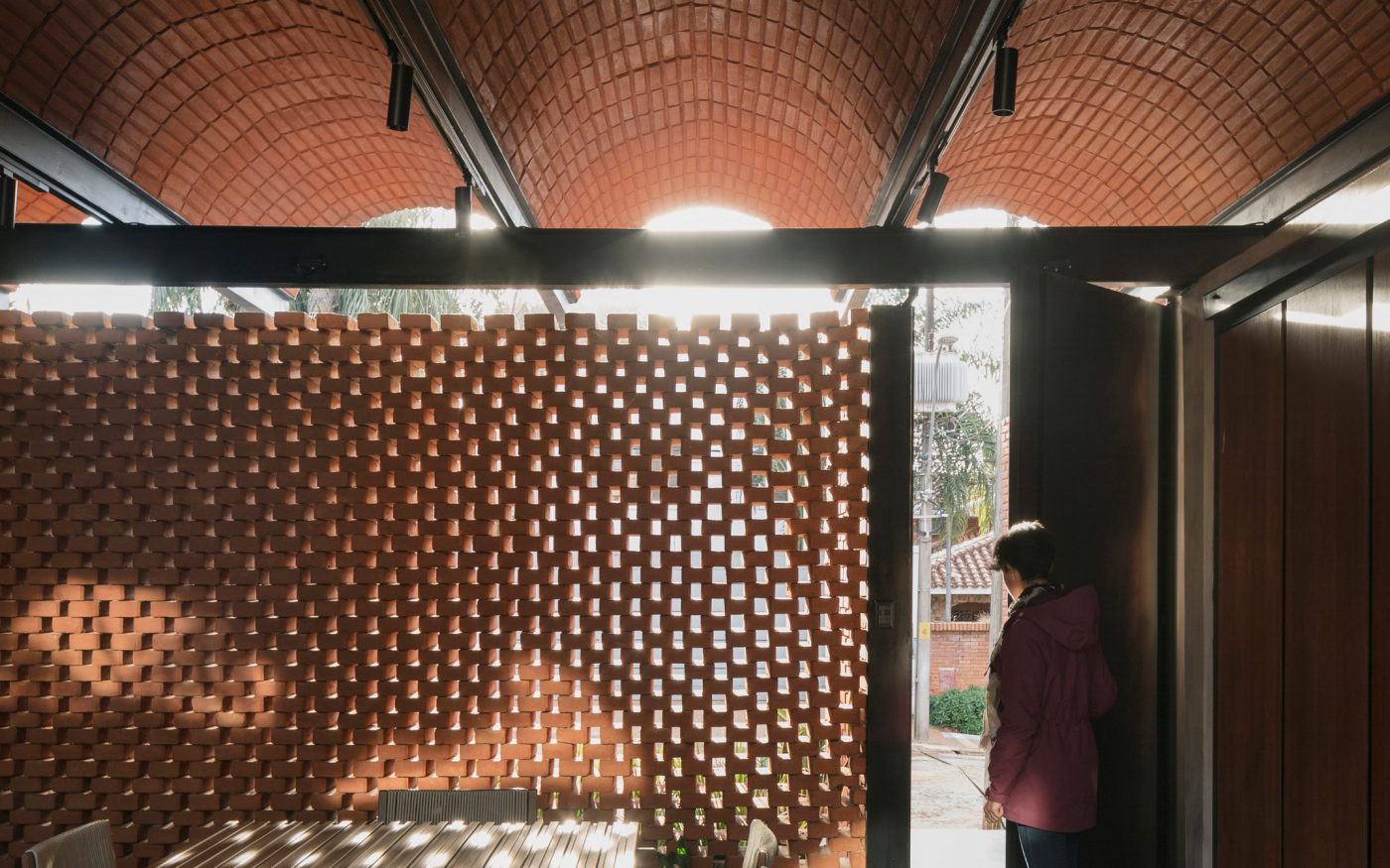 Brick Award 24 Nominee Intermediate House, Category Feeling at home, Architect: Equipo de Arquitectura