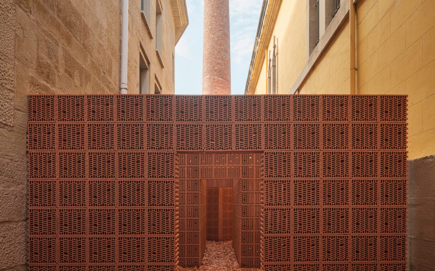 Brick Award 24 Nominee Types of Spaces, Category Building outside the box, Architects: Hanghar