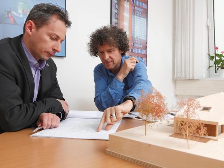 A tervtől a valódi házig