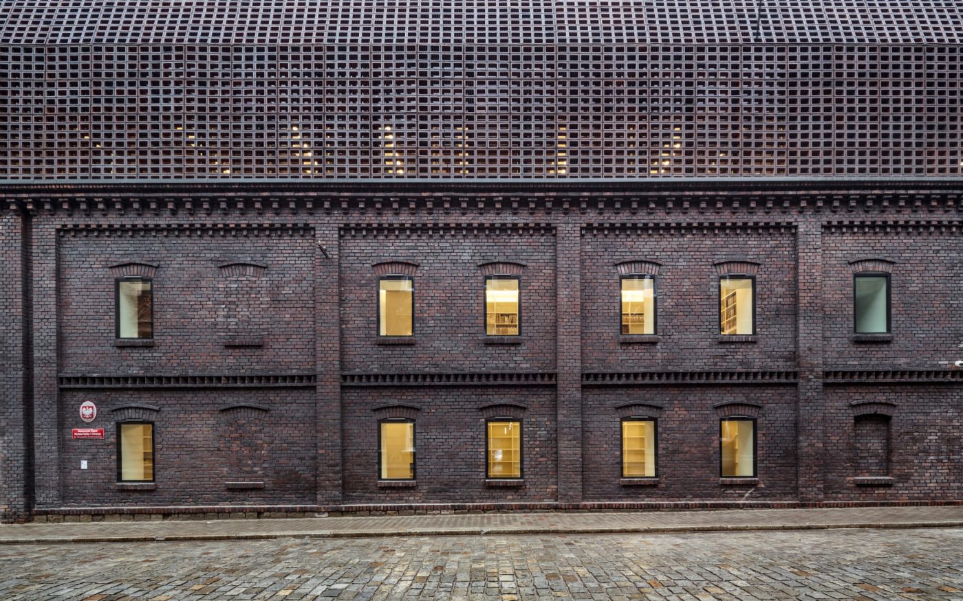 Sziléziai Egyetem Krzysztof Kieslowski rádiós és televíziós kara, Katowice