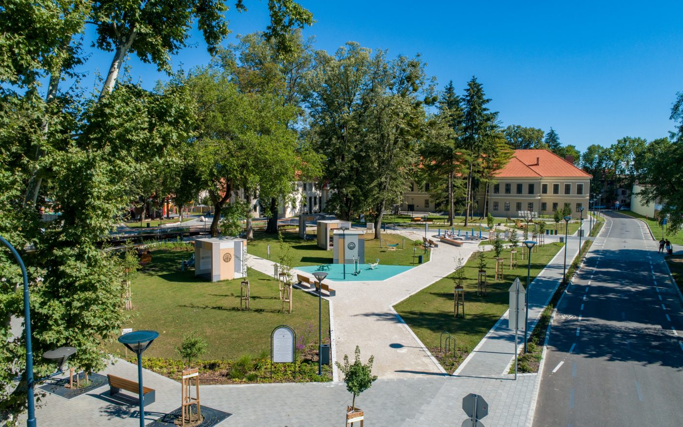 Rekonstrukciós díj kategória, oklevél - Informatikai képzőközpont, Kaposvár