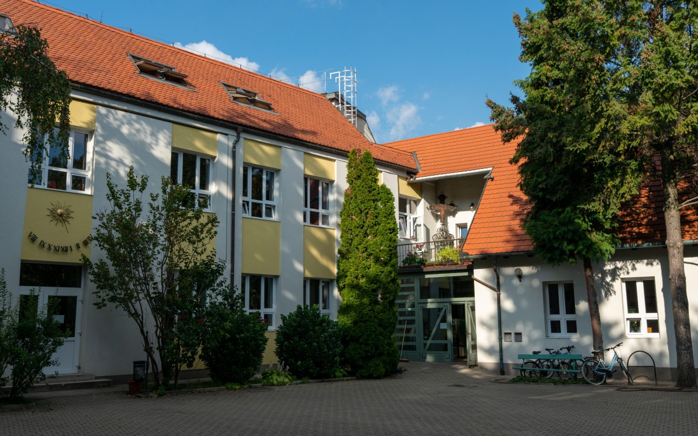 Rekonstrukciós díj kategóriagyőztes -Szentendre Ferences Gimnázium, új épületszárny