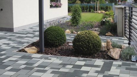 Semmelrock térköves járda